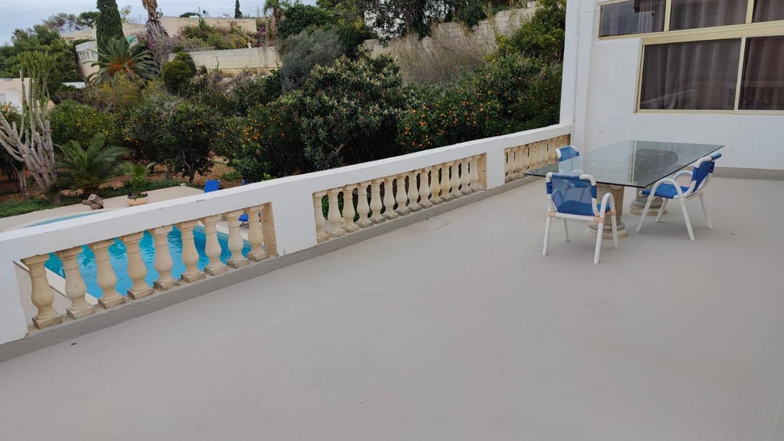 Stunning Villa With Pool, Table Tennis, Table Soccer And A Pool Table Naxxar Buitenkant foto